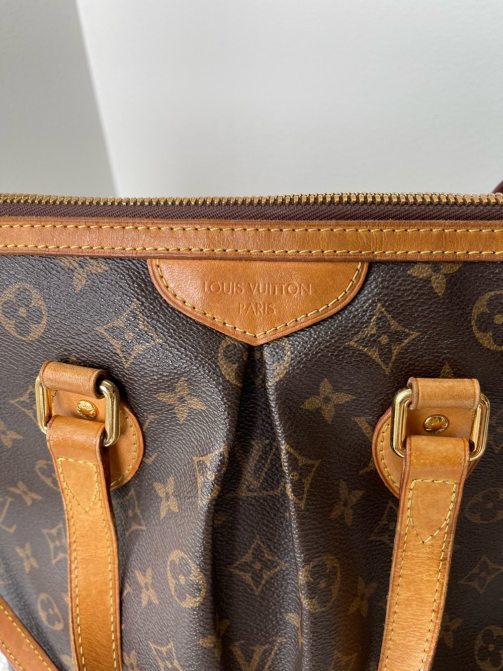 Louis Vuitton Monogram Palermo GM Canvas Tote with Vachetta Trim - Picture 2 of 13
